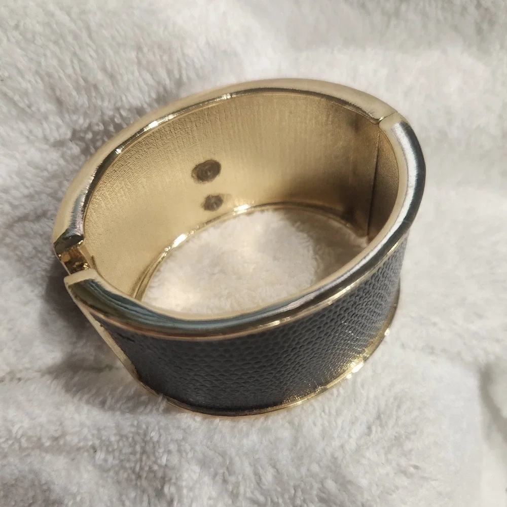 Gold Tone Rhinestone‎ Butterfly Black Faux Leather Inlay Hinge Cuff Bracelet